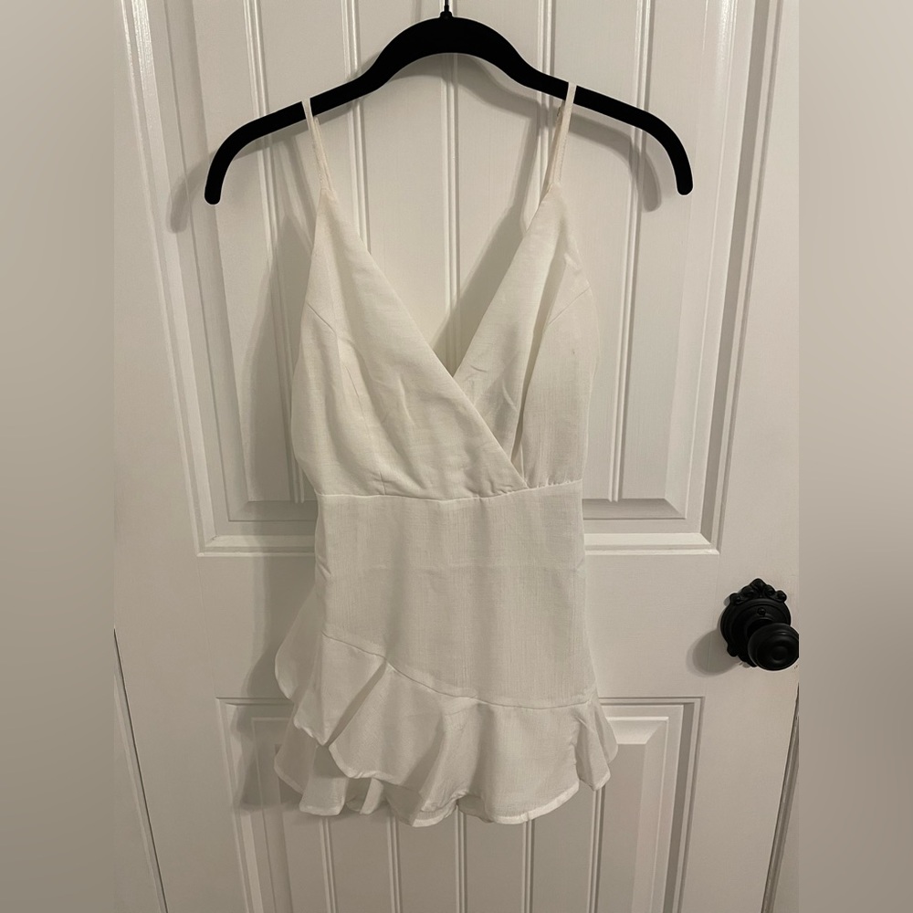 Forever 21 White Romper Size Small